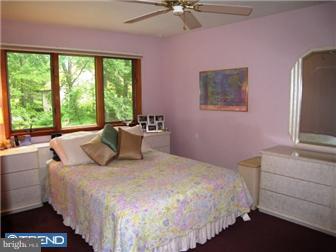 491 Kings Road Yardley, PA 19067 - Photo 10 of 12 Bedroom 3