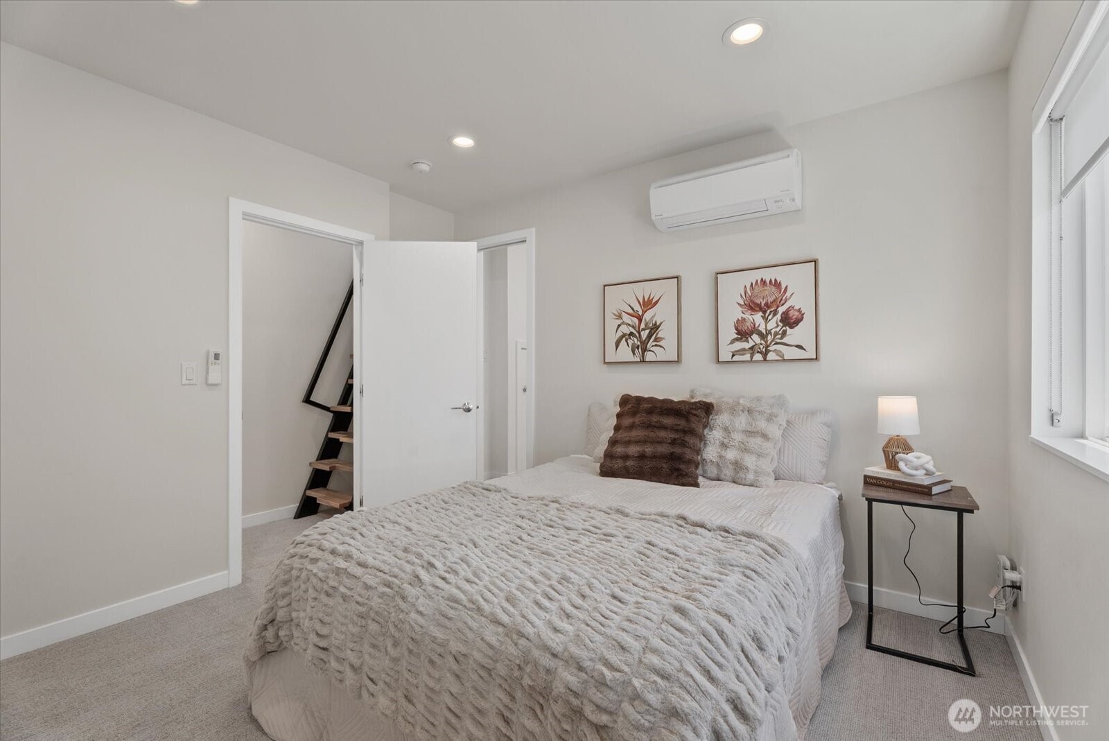 513 South Sullivan Street Seattle, WA 98108 - Photo 16 of 24