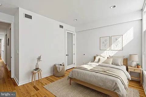 $1,575,000 | 218 Church Street, Philadelphia, PA 19106