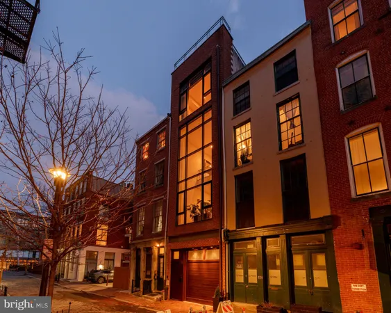 $1,575,000 | 218 Church Street, Philadelphia, PA 19106