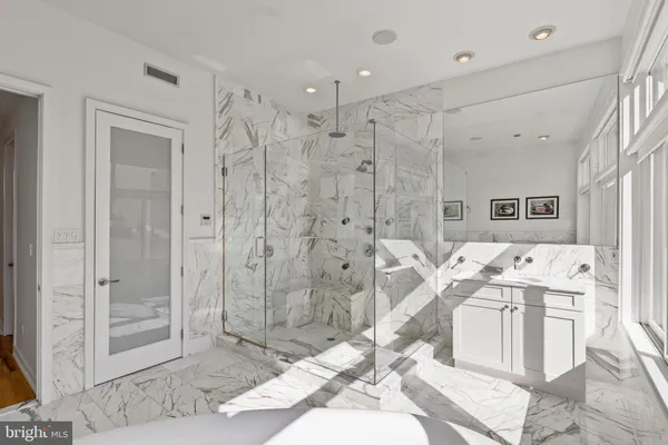 $1,575,000 | 218 Church Street, Philadelphia, PA 19106