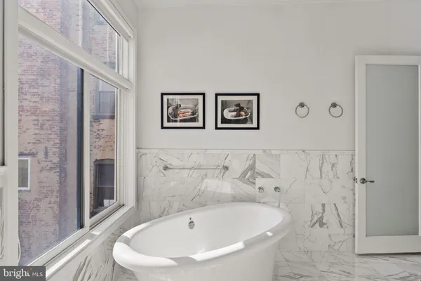 $1,575,000 | 218 Church Street, Philadelphia, PA 19106
