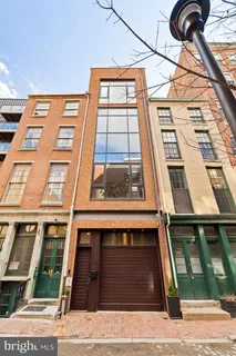 $1,575,000 | 218 Church Street, Philadelphia, PA 19106
