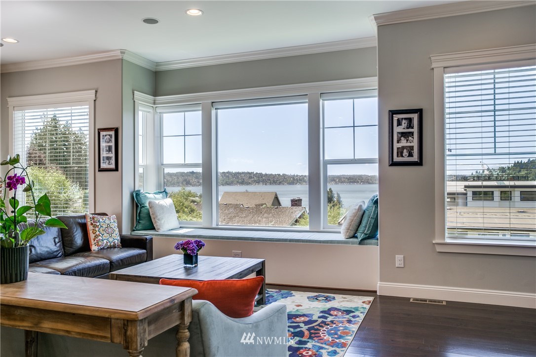 1103 North 37th Street Renton, WA 98056 - Photo 6 of 25 Gallery Image 6