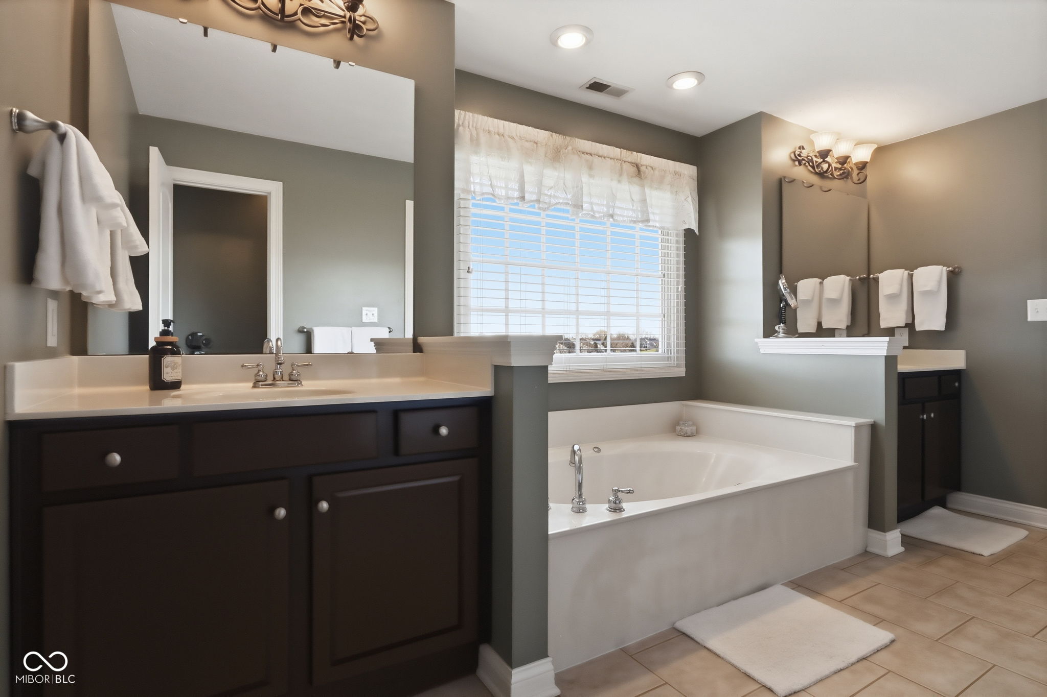 10852 Fairwoods Drive Fishers, IN 46037 - Photo 29 of 77