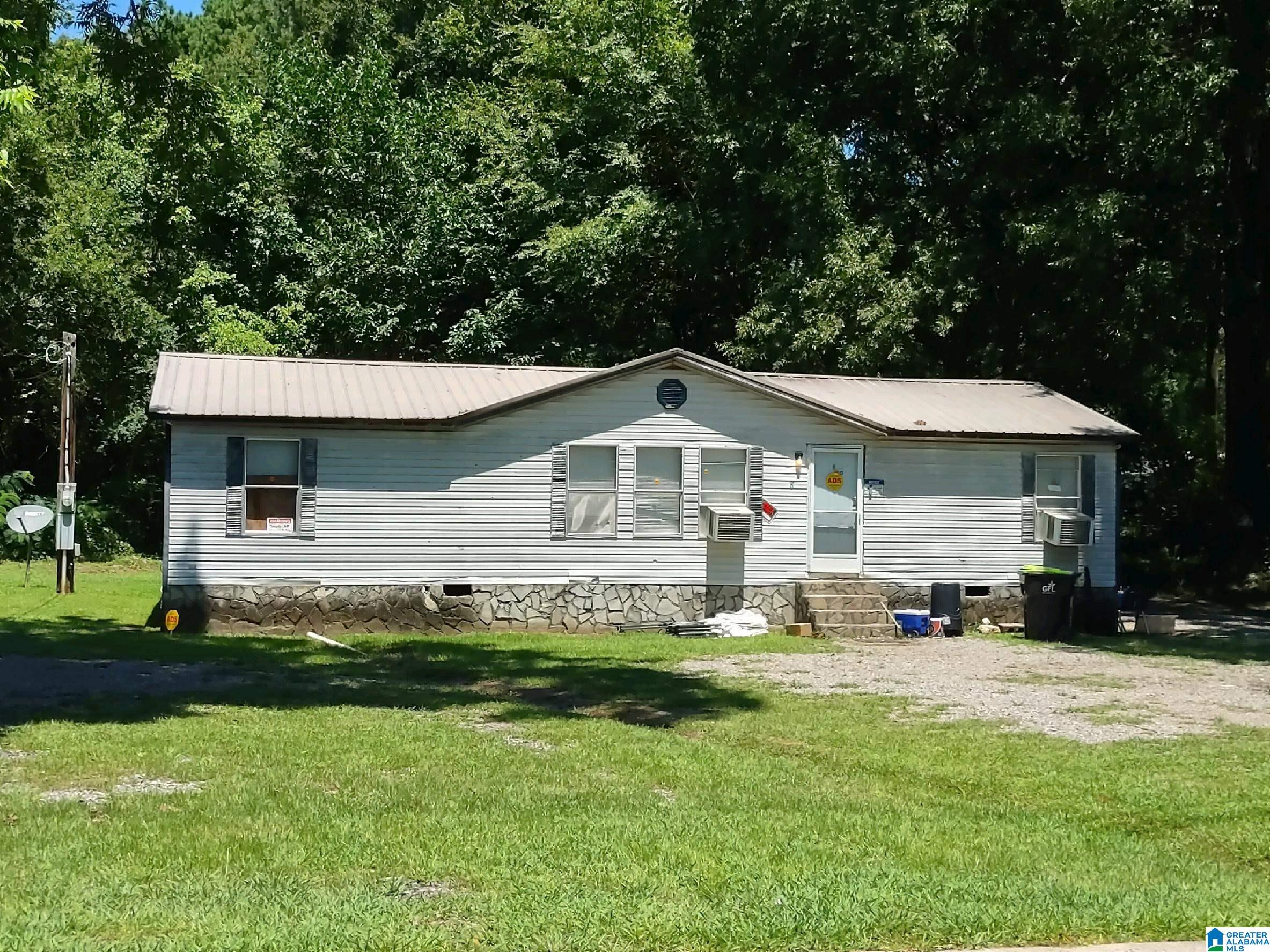 985 Howard Street Talladega, AL 35160 - Photo 1 of 1