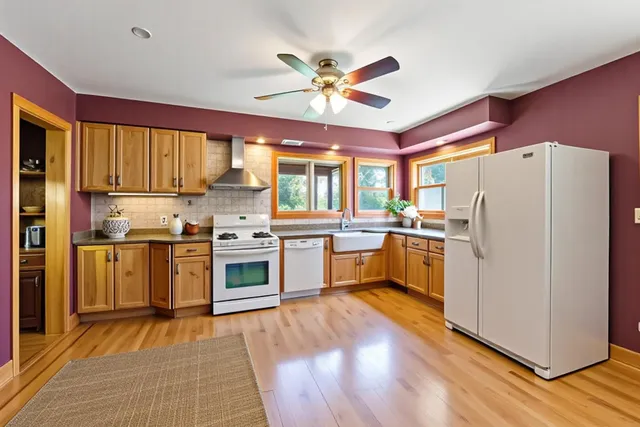 $820,000 | 17634 240th Street, Hutchinson, MN 55350