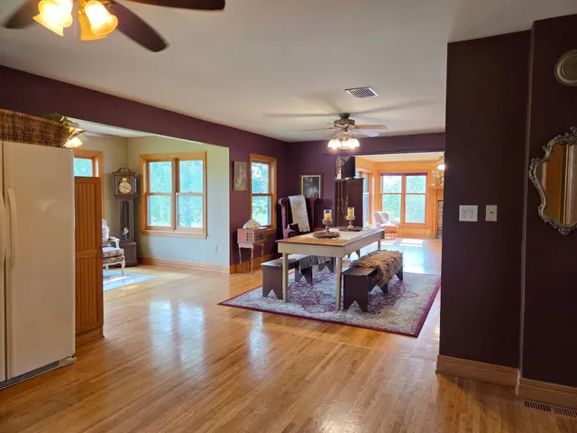$820,000 | 17634 240th Street, Hutchinson, MN 55350