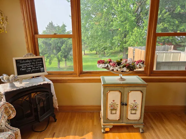 $820,000 | 17634 240th Street, Hutchinson, MN 55350