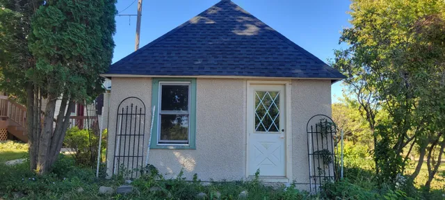 $820,000 | 17634 240th Street, Hutchinson, MN 55350