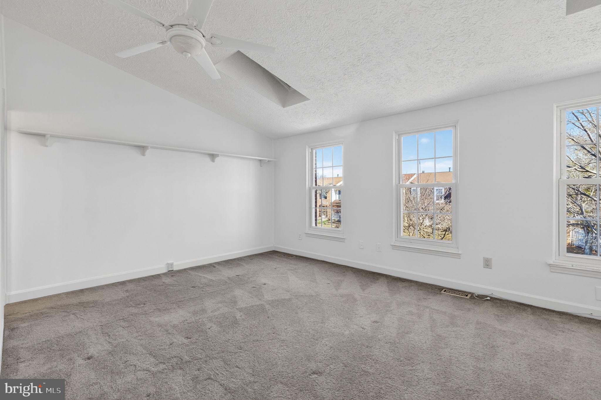 6178 Morning Glory Road Alexandria, VA 22310 - Photo 14 of 37