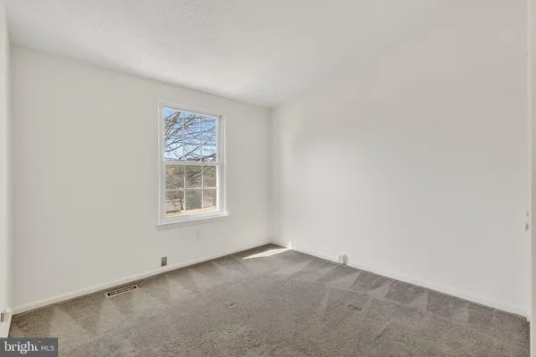$3,350 | 6178 Morning Glory Road, Alexandria, VA 22310