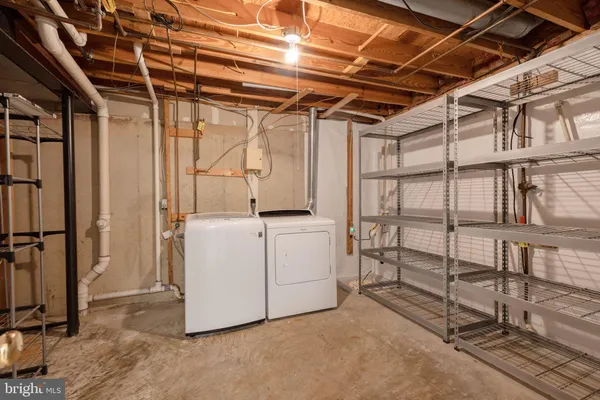 $3,350 | 6178 Morning Glory Road, Alexandria, VA 22310