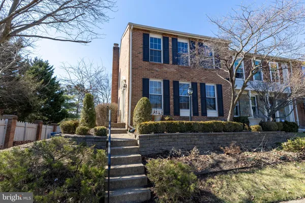 $3,350 | 6178 Morning Glory Road, Alexandria, VA 22310