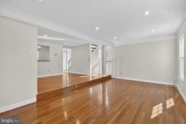 $3,350 | 6178 Morning Glory Road, Alexandria, VA 22310