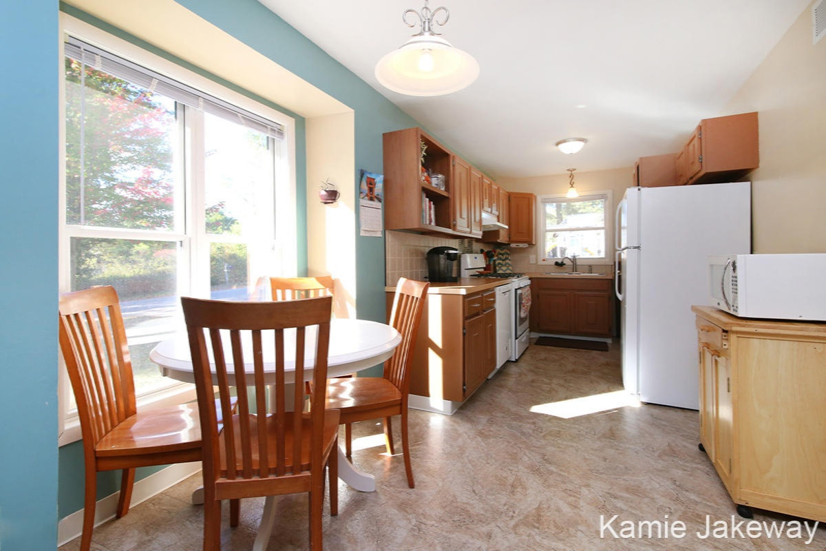 1141 Alderman Street Belding, MI 48809 - Photo 12 of 21 IMG_1555