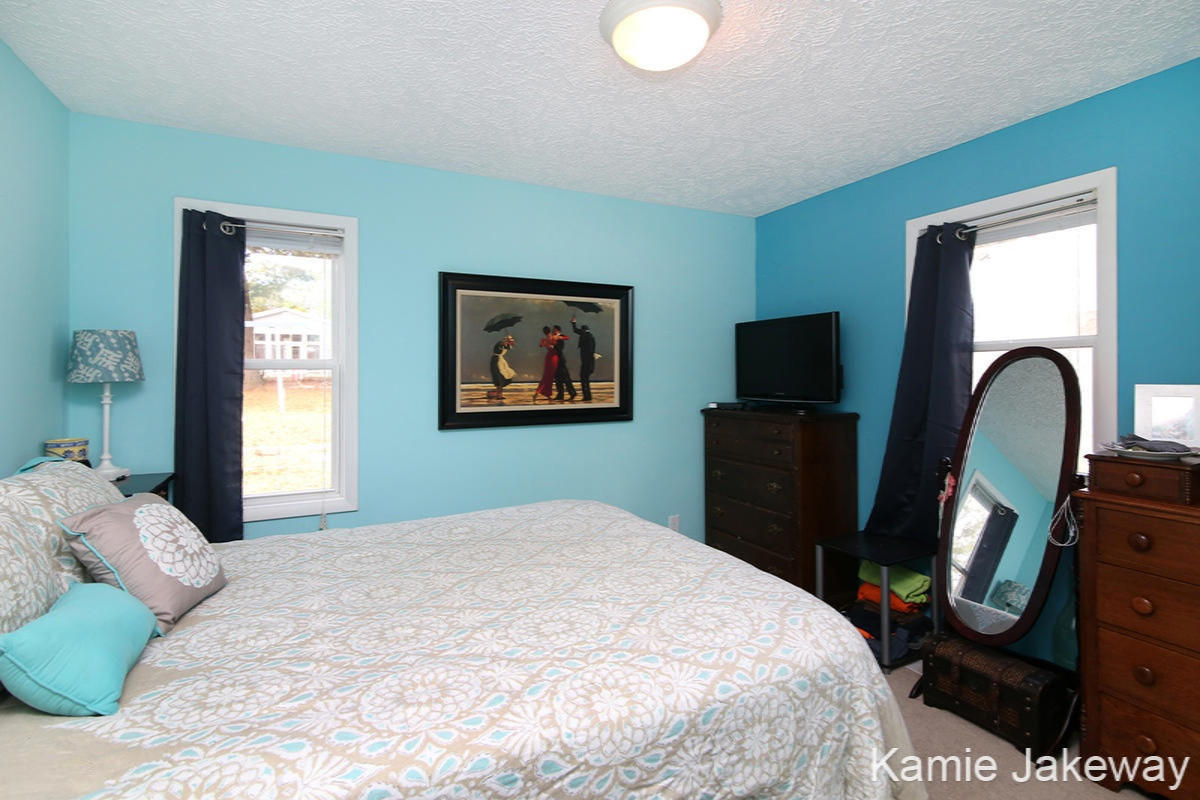 1141 Alderman Street Belding, MI 48809 - Photo 13 of 21 IMG_1556