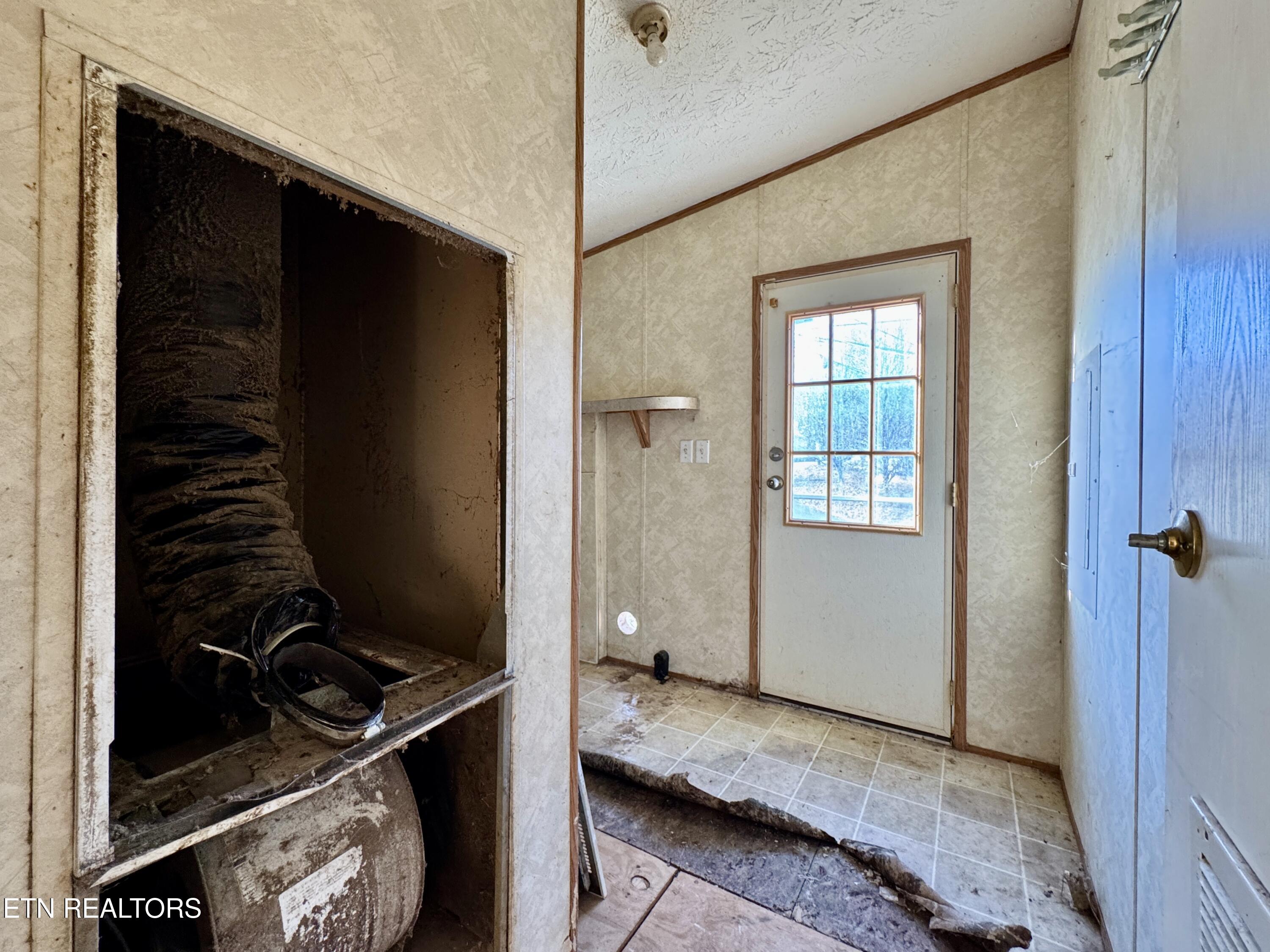 1265 Roberts Ridge Road Ten Mile, TN 37880 - Photo 28 of 43 28