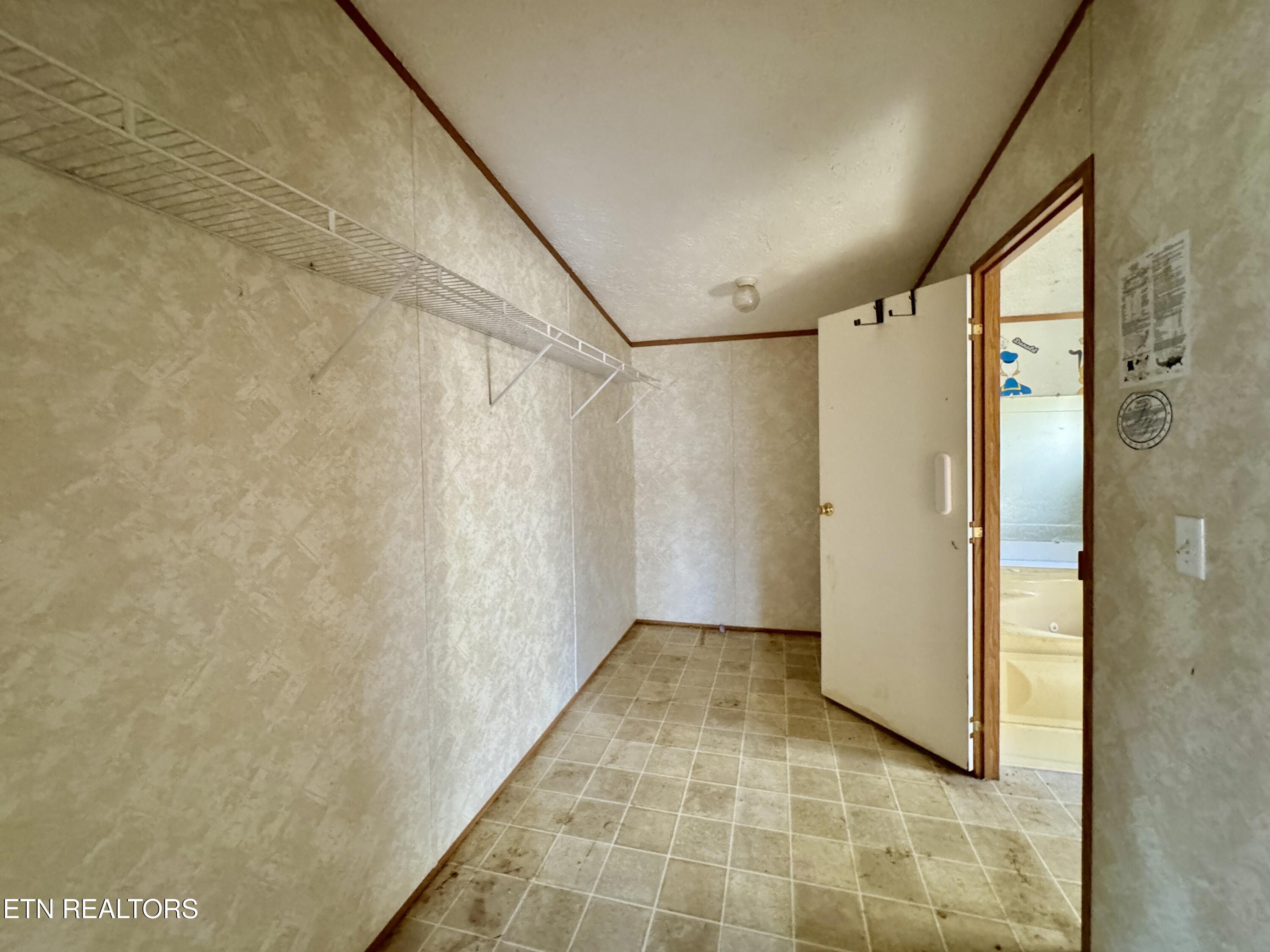 1265 Roberts Ridge Road Ten Mile, TN 37880 - Photo 35 of 43 35