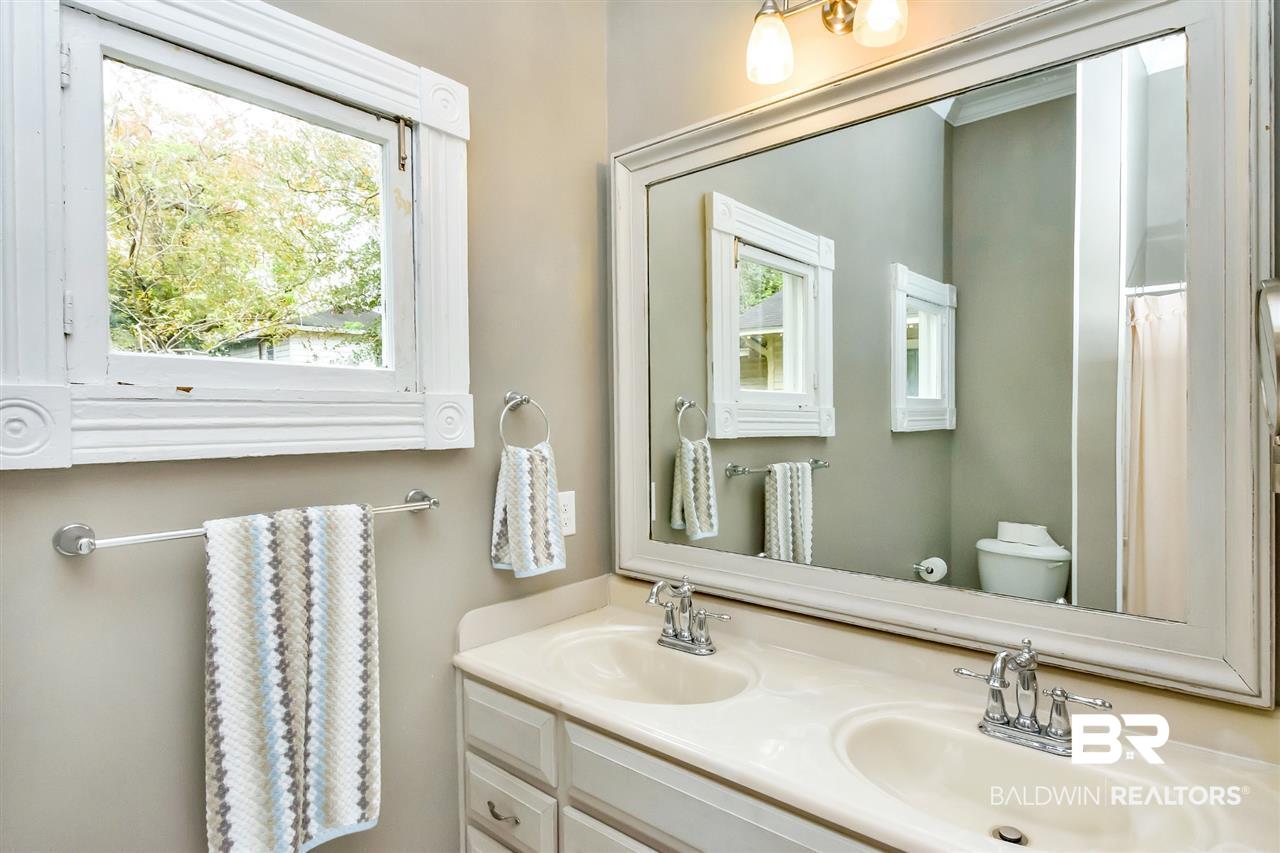 1315 Brown Street Mobile, AL 36604 - Photo 20 of 24