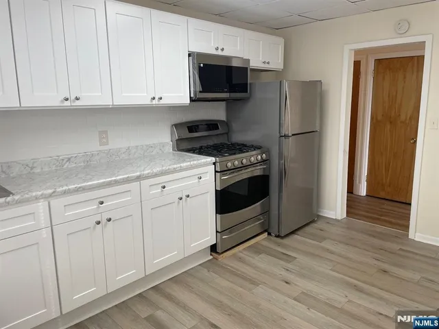 $2,150 | 734-736 Kearny Avenue, Unit 2, Kearny, NJ 07032