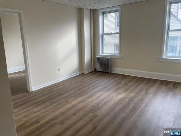 $2,150 | 734-736 Kearny Avenue, Unit 2, Kearny, NJ 07032