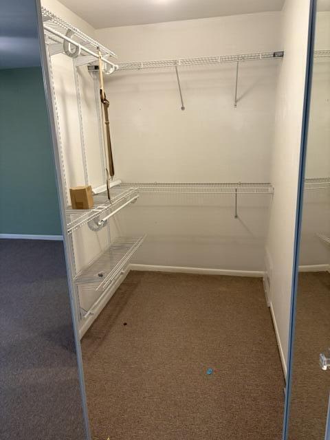 3900 Southeast County Line Road, Unit 24D Tequesta, FL 33469 - Photo 11 of 13 Primary Closet