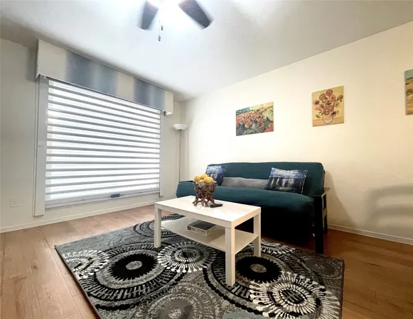 $1,900 | 2207 Leon Street, Unit 309, Austin, TX 78705