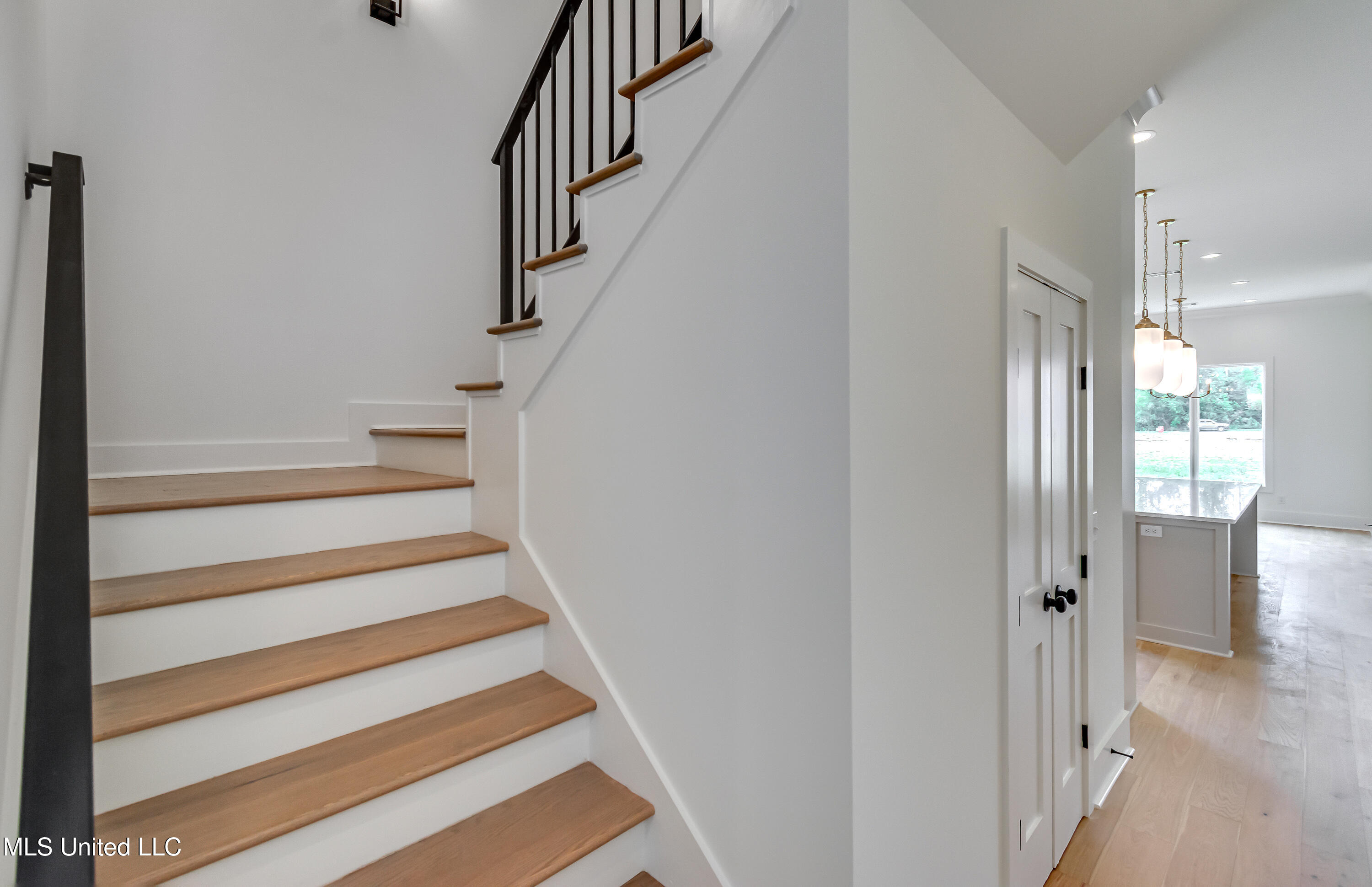 468 Whittington Circle Madison, MS 39110 - Photo 23 of 44 468 Whittington Cir-37