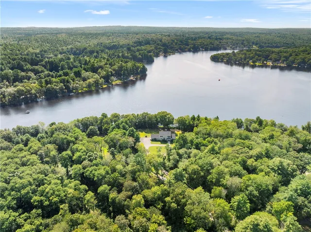 $1,100,000 | 420 East Wallum Lake Road, Burrillville, RI 02859