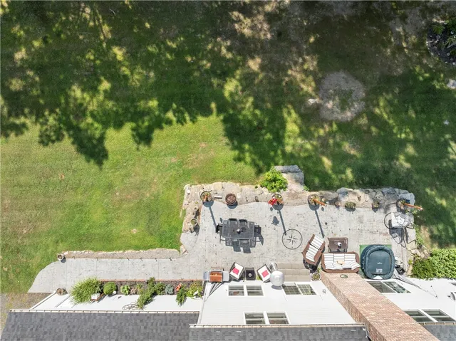 $1,100,000 | 420 East Wallum Lake Road, Burrillville, RI 02859