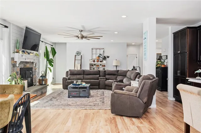 $1,100,000 | 420 East Wallum Lake Road, Burrillville, RI 02859