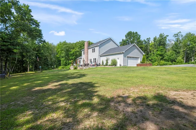 $1,100,000 | 420 East Wallum Lake Road, Burrillville, RI 02859
