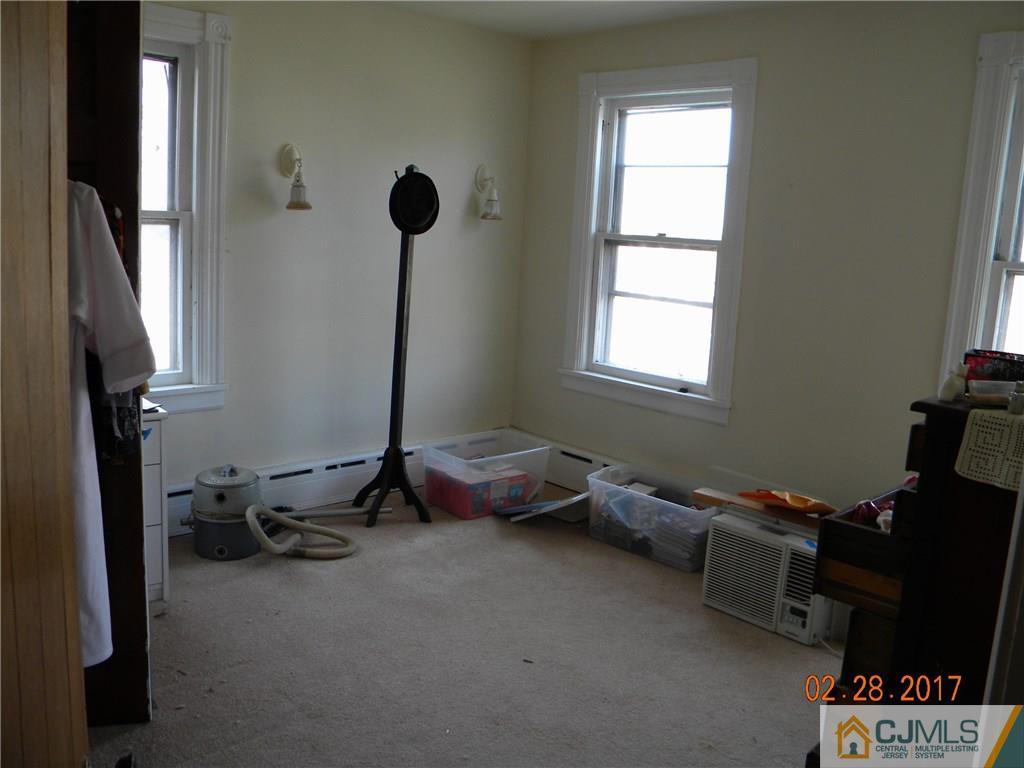 20 3rd Street Somerville, NJ 08876 - Photo 7 of 12 a room with musical instruments