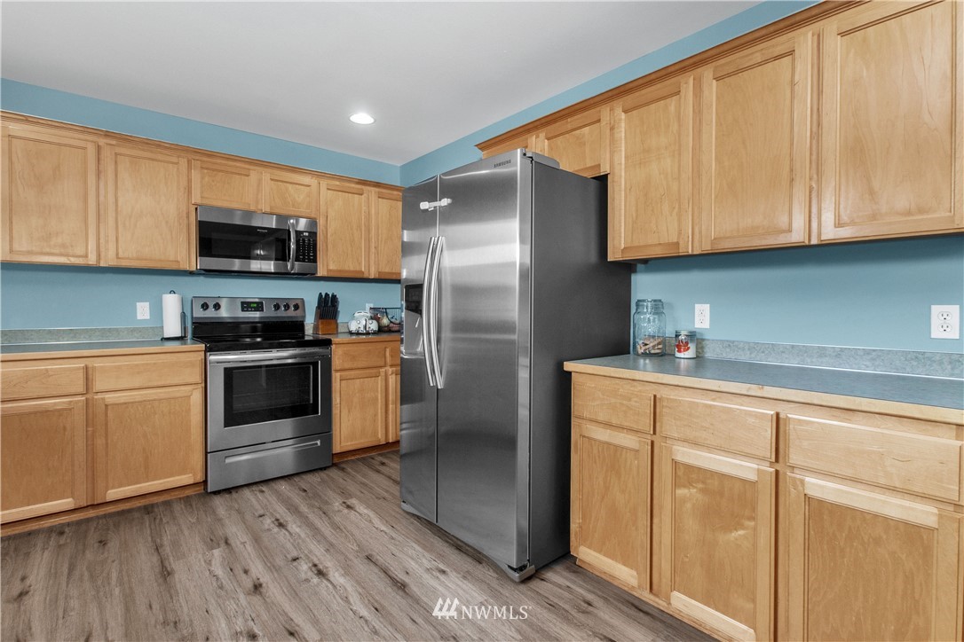 7233 Radius Loop Southeast Lacey, WA 98513 - Photo 10 of 22 Gallery Image 10