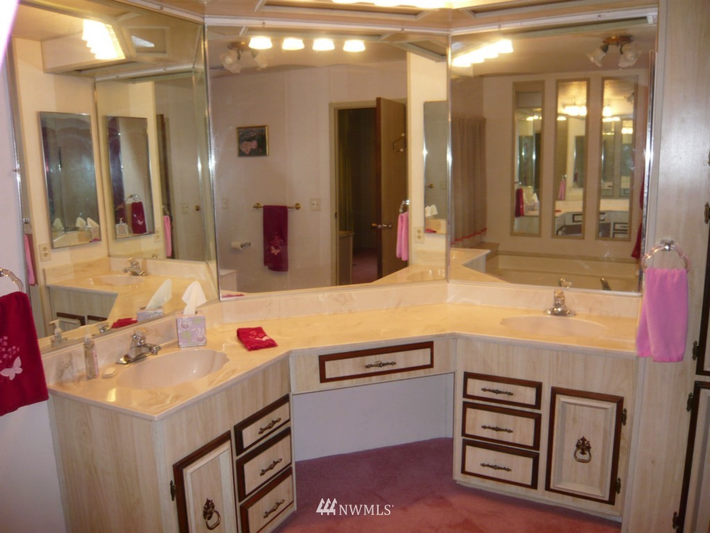 201 Union Avenue Southeast, Unit 135 Renton, WA 98059 - Photo 9 of 15 Gallery Image 9
