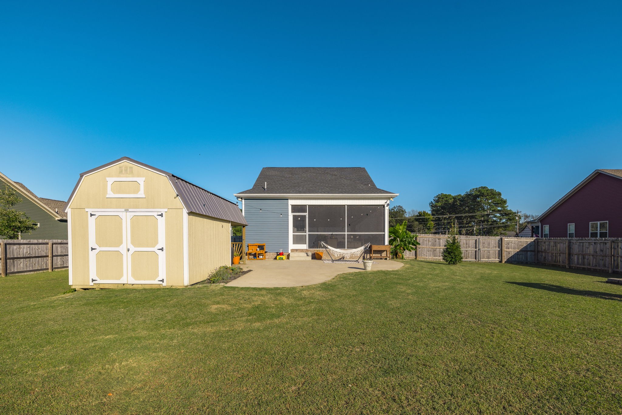 324 East Biggs Road Portland, TN 37148 - Photo 18 of 57 a front view of a house with a garden