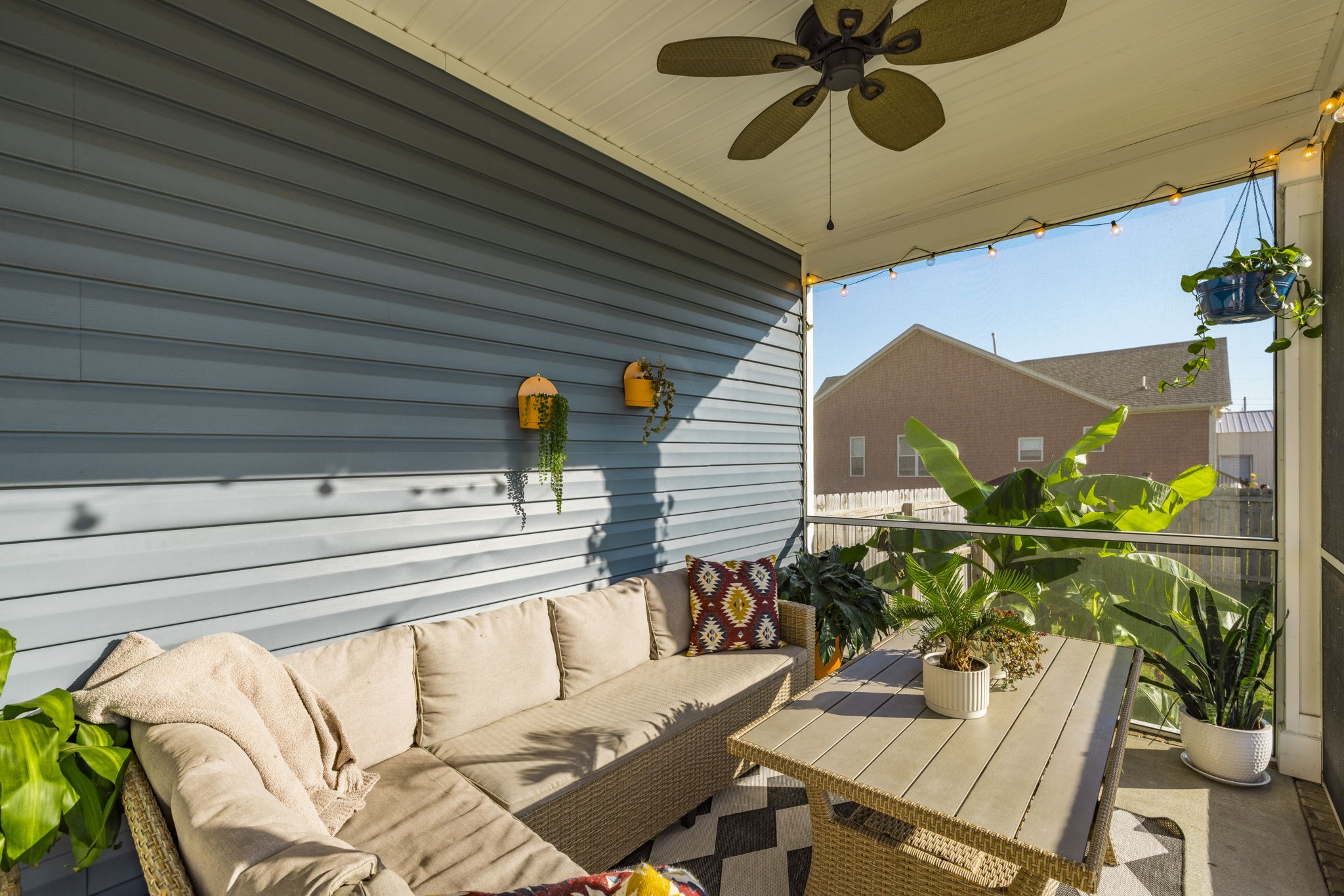324 East Biggs Road Portland, TN 37148 - Photo 8 of 57 a view of balcony with a potted plant