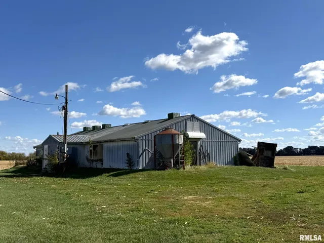 $264,500 | 2260 Knox Road 600 East, Wataga, IL 61488