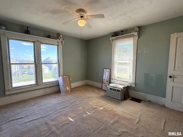 $254,900 | 2260 Knox Road 600 East, Wataga, IL 61488