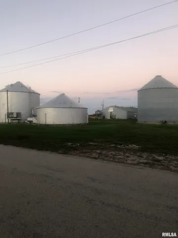 $264,500 | 2260 Knox Road 600 East, Wataga, IL 61488