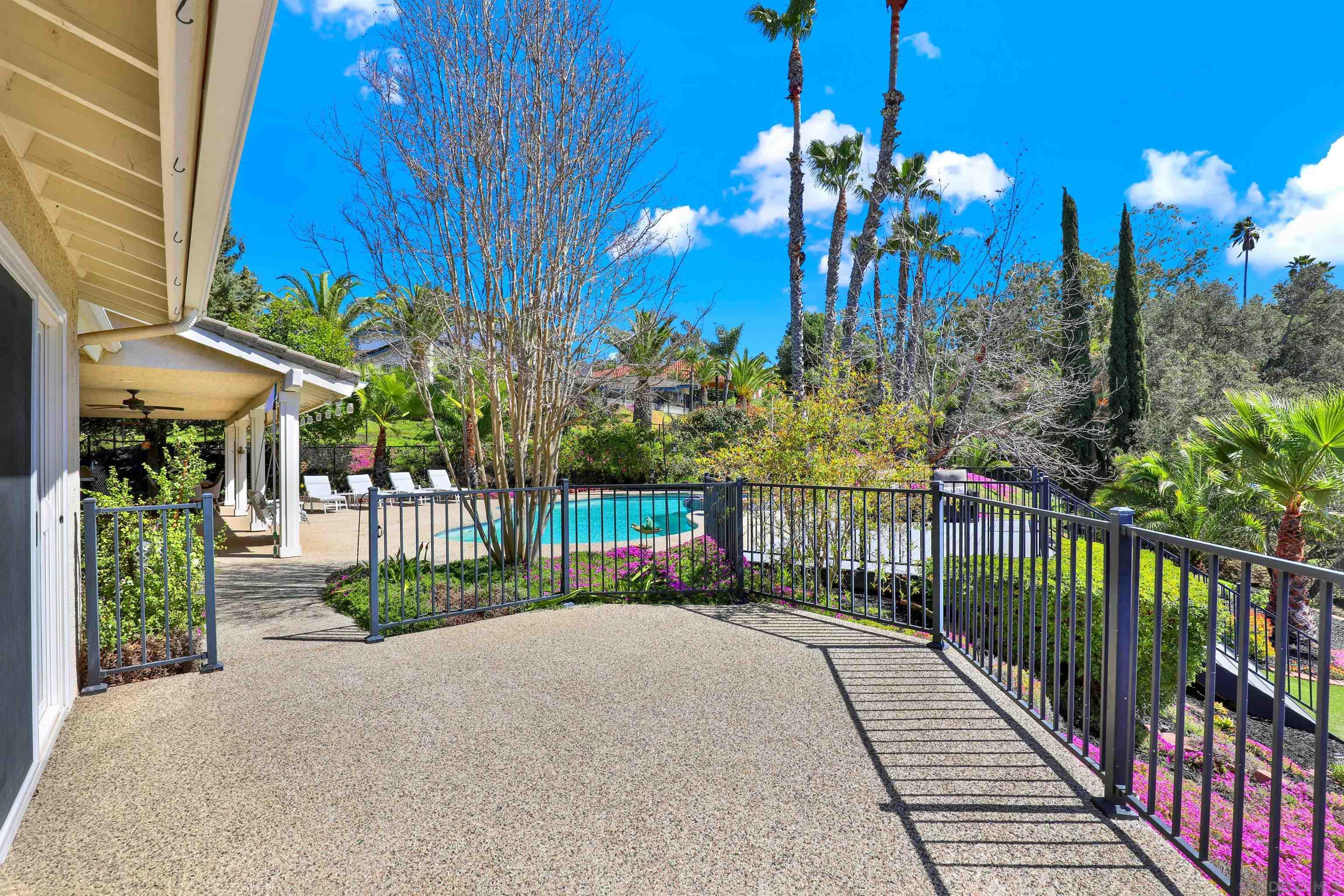 1033 Summit Trail Escondido, CA 92025 - Photo 15 of 73