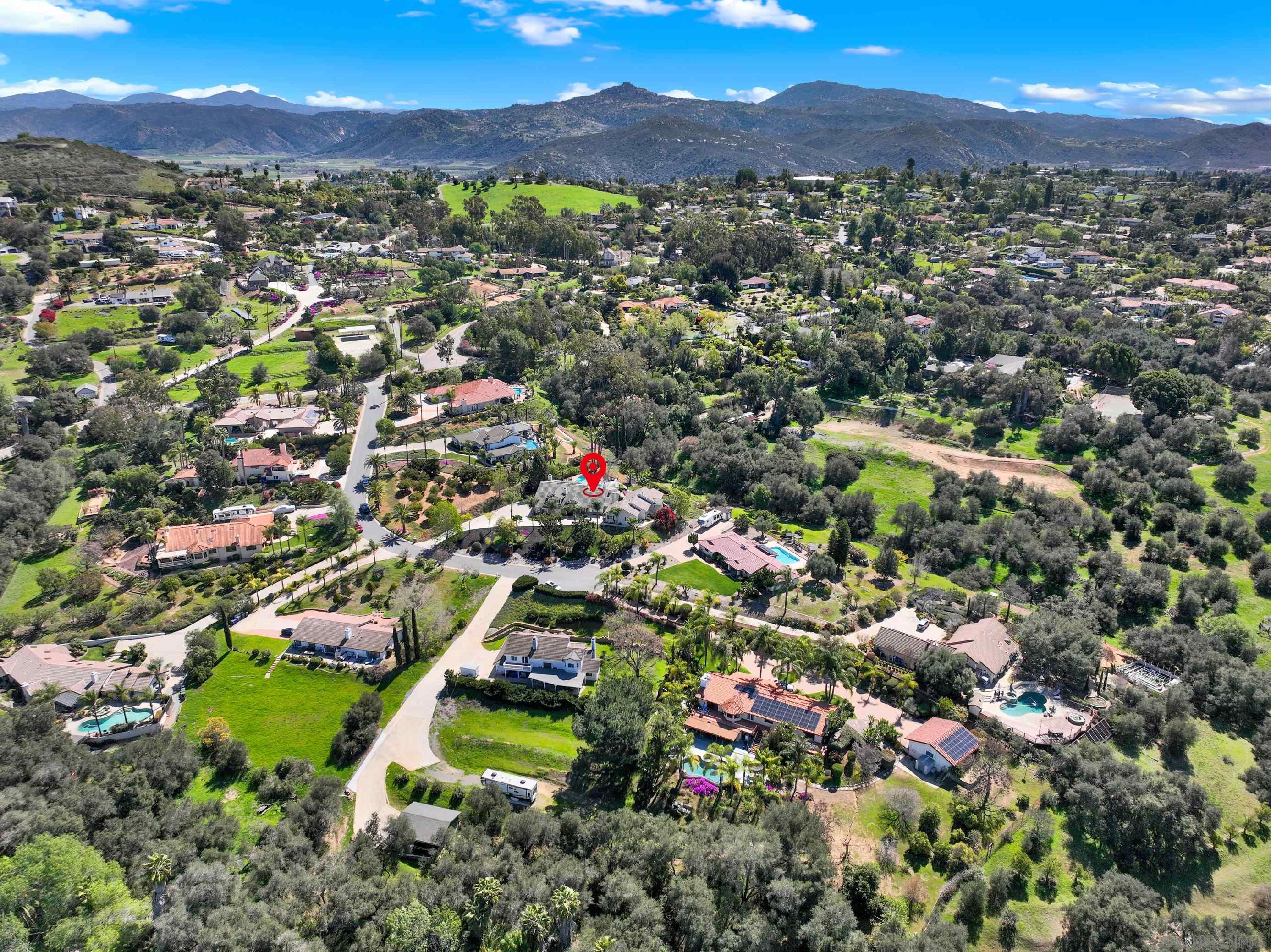 1033 Summit Trail Escondido, CA 92025 - Photo 3 of 73