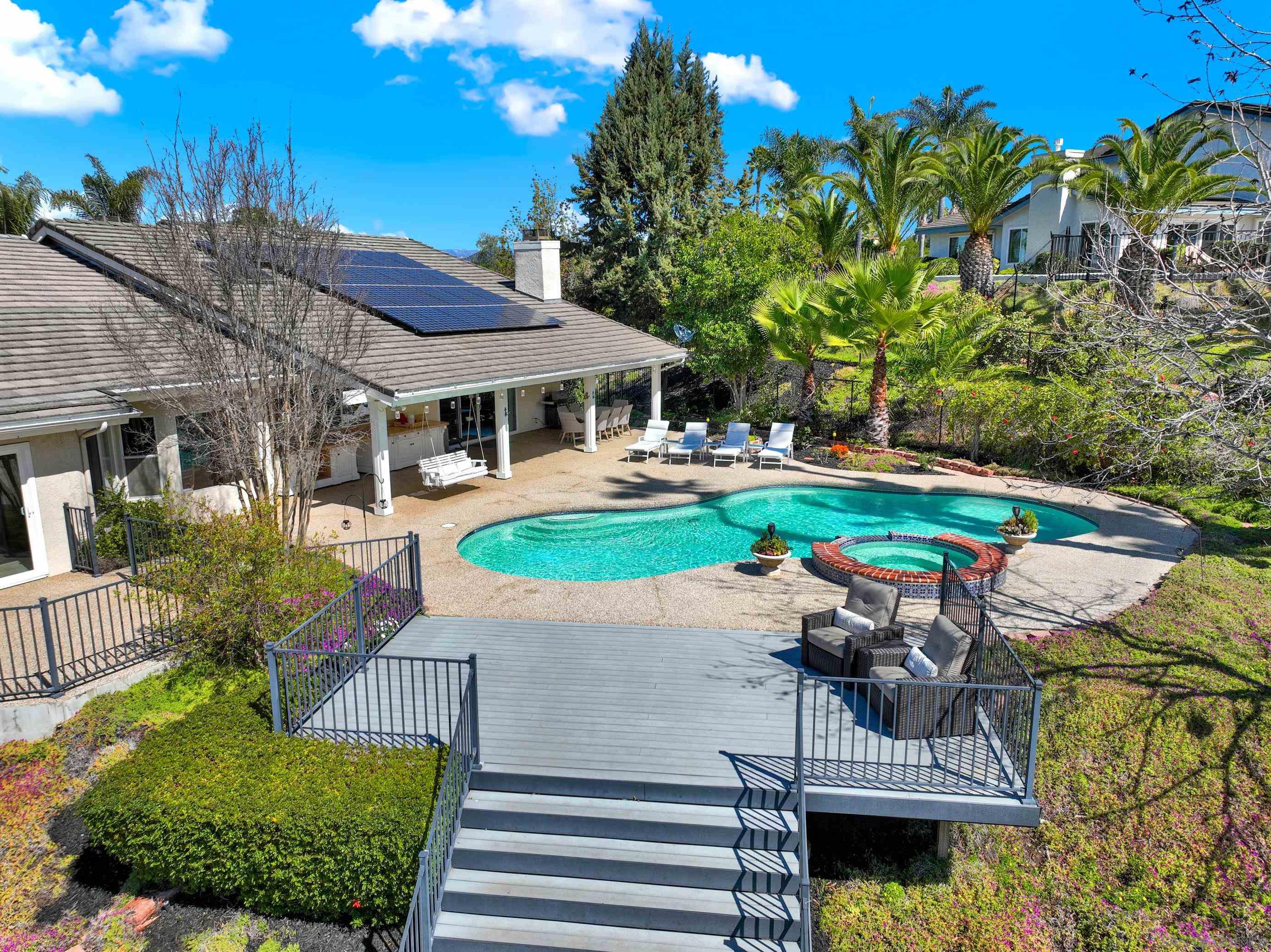 1033 Summit Trail Escondido, CA 92025 - Photo 10 of 73