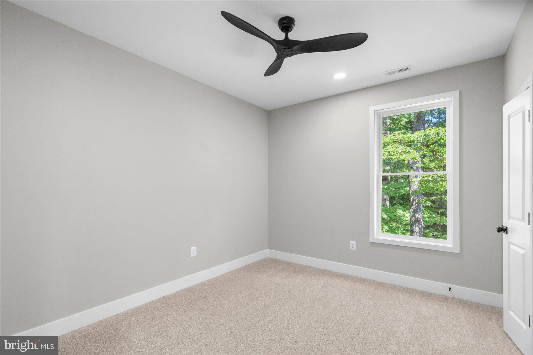 7494 Rossville Boulevard Rosedale, MD 21237 - Photo 26 of 59