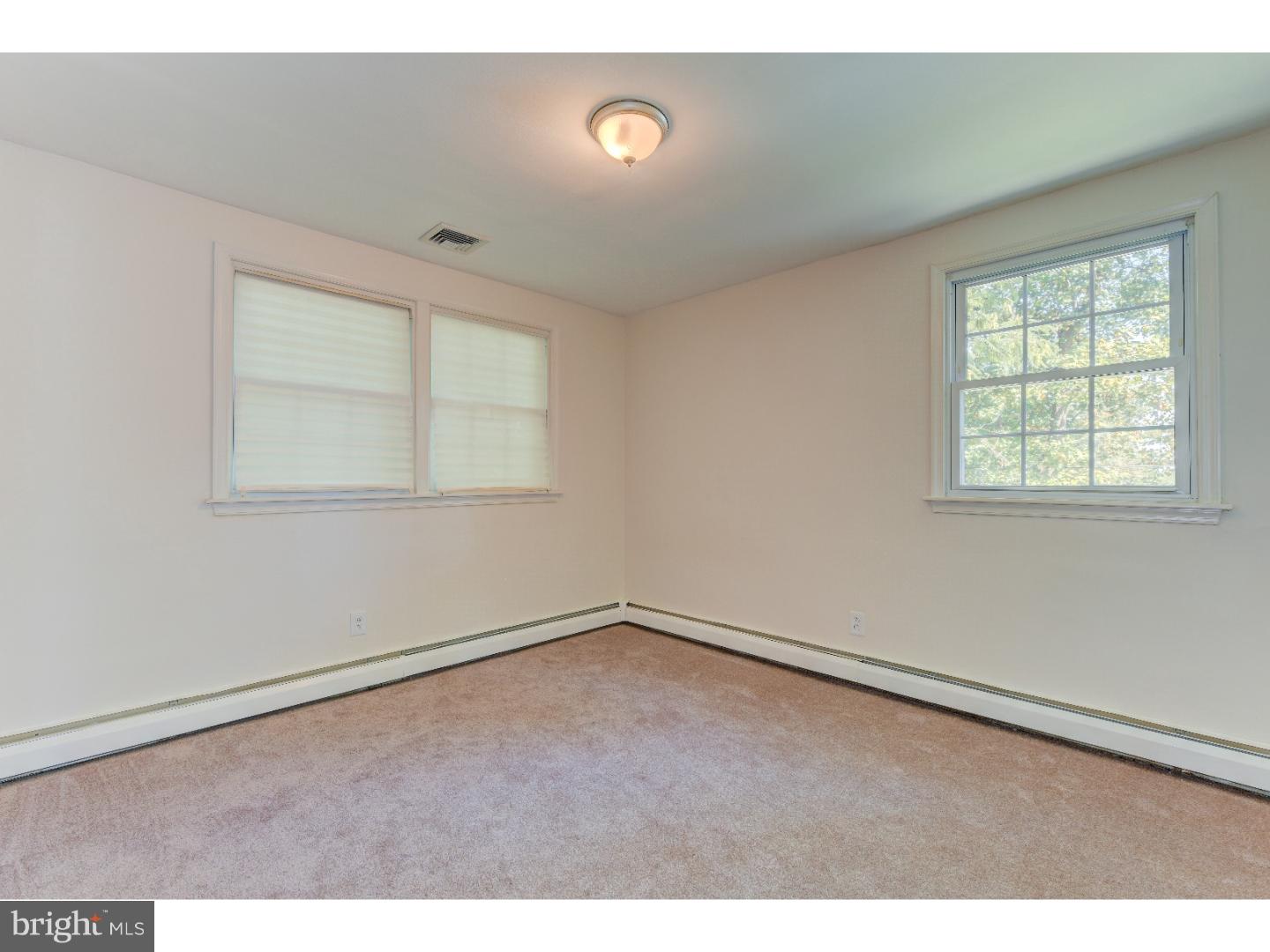 242 Buckboard Road Willow Grove, PA 19090 - Photo 14 of 23 Gallery Image 14