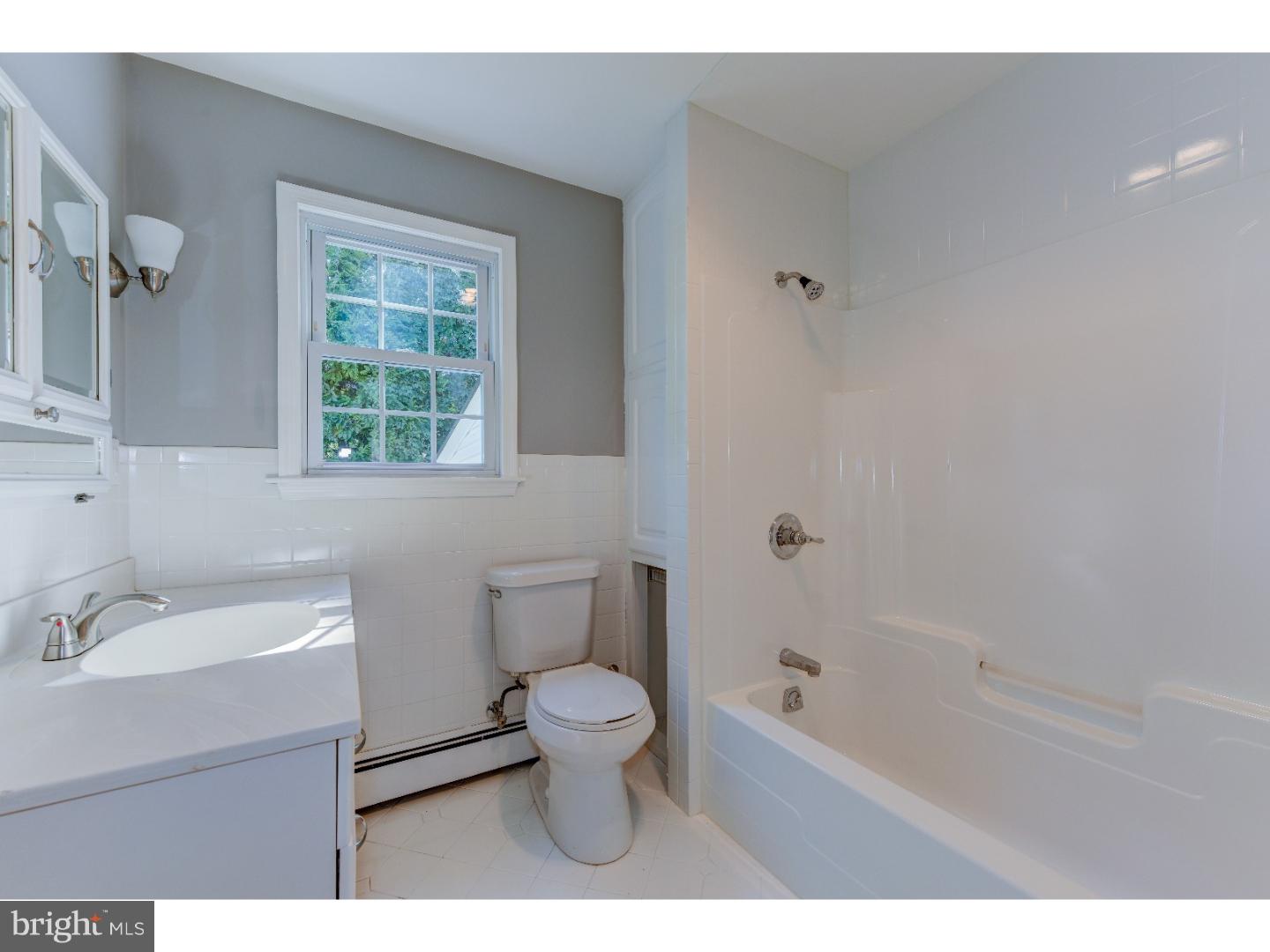 242 Buckboard Road Willow Grove, PA 19090 - Photo 19 of 23 Gallery Image 19
