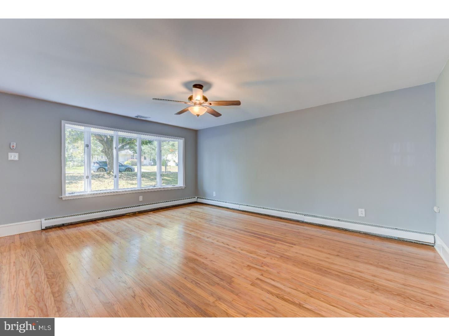242 Buckboard Road Willow Grove, PA 19090 - Photo 8 of 23 Gallery Image 8