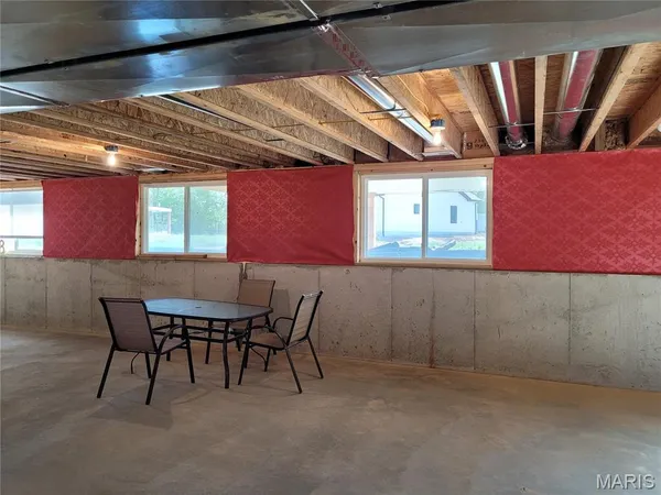 $349,900 | 1134 Redwing Court, Grafton, IL 62037