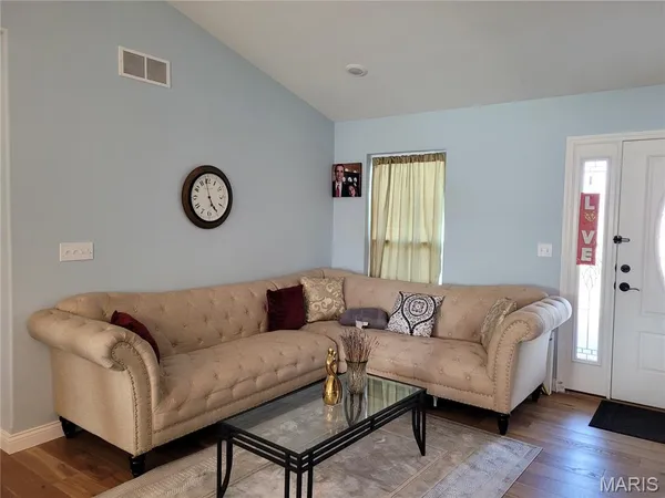 $349,900 | 1134 Redwing Court, Grafton, IL 62037